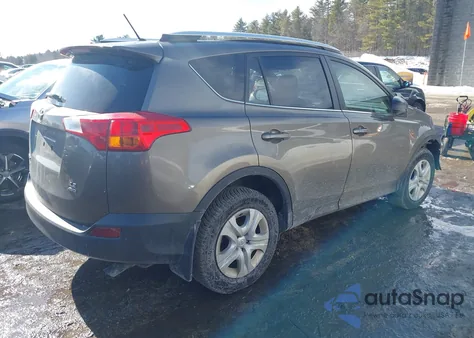 2015 Toyota Rav4 Le from USA, damaged, VIN JTMBFREV3FD140089